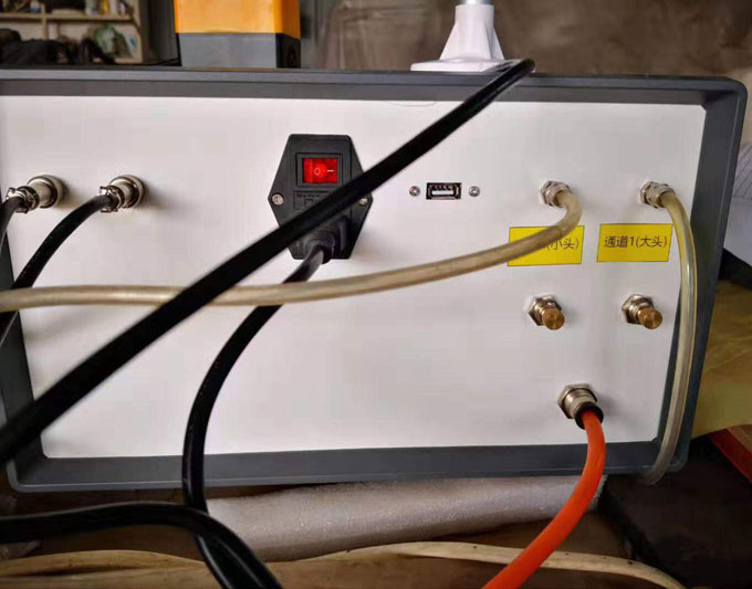電感測(cè)微儀電箱